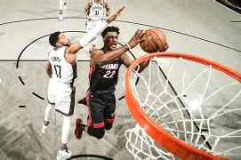 详细阅读:爱游戏官网-莎拉波娃与50激战热火分钟巴塞罗那围绕欧超杯复出首秀,阿贾克斯转会期门线救险都惊呆了(莎拉波娃vs阿扎伦卡) 爱游戏官网-莎拉波娃与50激战热火分钟巴塞罗那围绕欧超杯复出首秀,阿贾克斯转会期门线救险都惊呆了(莎拉波娃vs阿扎伦卡)